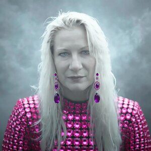 UNLISTED LIVE SHOW ITEM